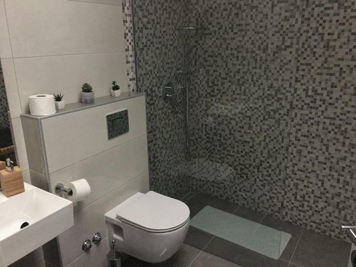 Studio Apartman Dado Apartment Bale Exterior foto